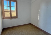 Chalet independiente con terreno en venta en la España, Barbastro, ref: TR228221 foto