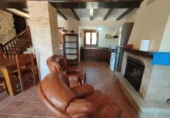 Chalet independiente con terreno en venta en la España, Alcañiz, ref: TR366148 foto