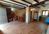 Chalet independiente con terreno en venta en la España, Alcañiz, ref: TR366148 foto