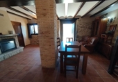 Chalet independiente con terreno en venta en la España, Alcañiz, ref: TR366148 foto