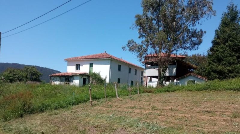 Asturias - Cudillero - 2250m2