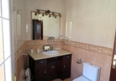 Chalet independiente con terreno en venta en la España, Lucena, ref: TR170213 foto