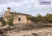 Xalet independent amb terreny en venda a la España, Saix, ref.: TR134003 foto