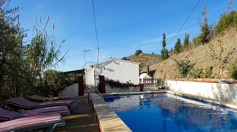 Málaga - Sedella - 3000m2