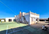 Xalet independent amb terreny en venda a la España, Villena, ref.: TR380660 foto