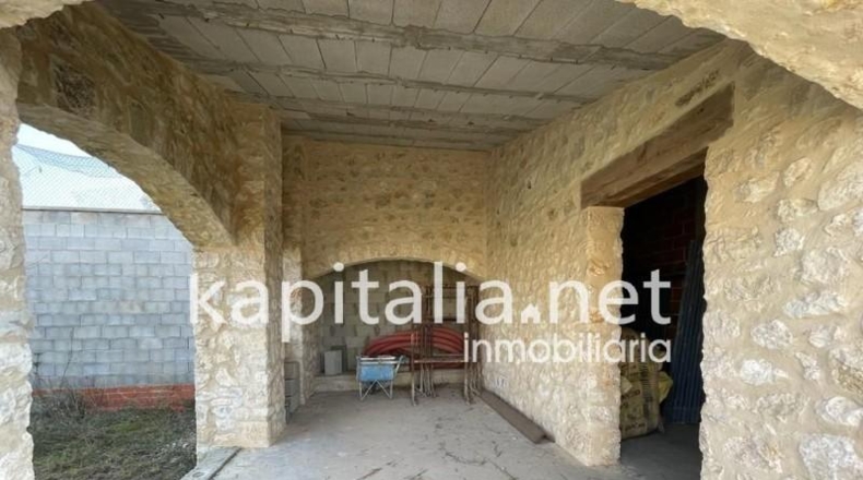 Valencia - Canals - 2362m2