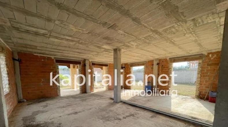 Valencia - Canals - 2362m2