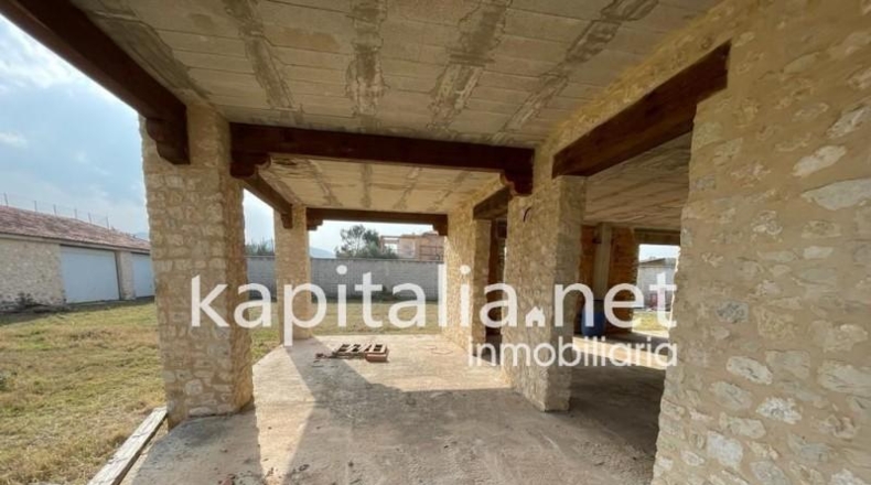 Valencia - Canals - 2362m2