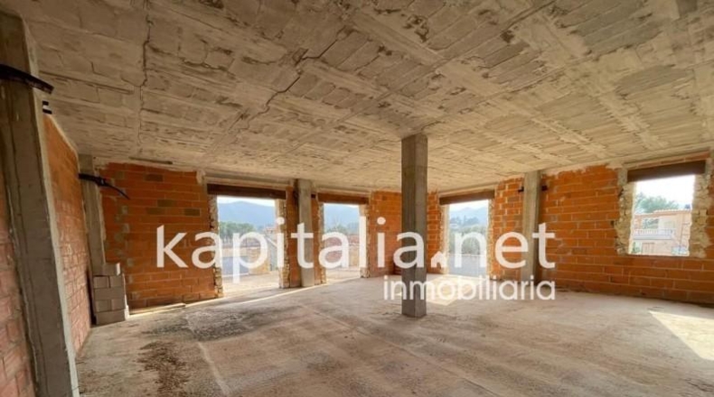 Valencia - Canals - 2362m2
