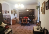 Дом с участком на продажу в городе Brenes Фото