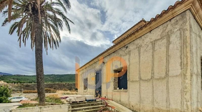 Almería - Purchena - 969m2