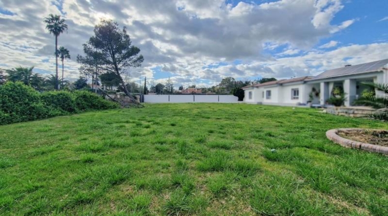 Badajoz - Badajoz - 893m2