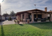 Chalet independiente con terreno en venta en la España, Gallur, ref: TR345251 foto