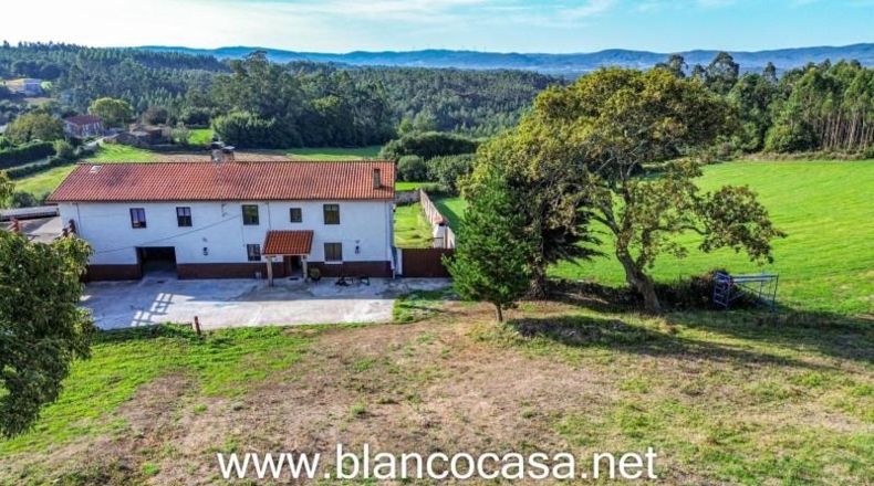 La Coruña - Carballo - 555m2