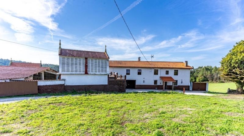 La Coruña - Carballo - 555m2