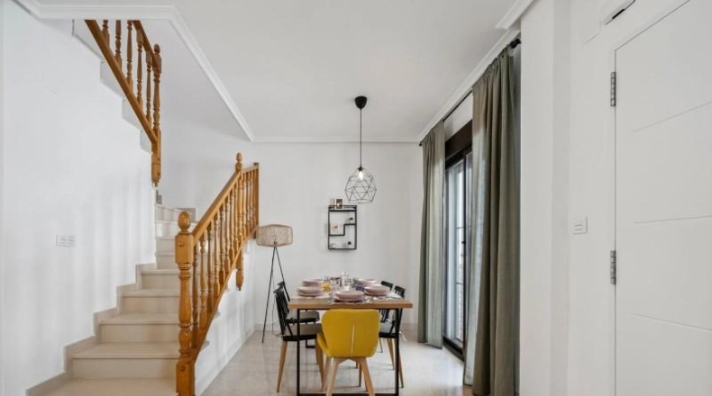Аликанте - San Miguel de Salinas - 100m2