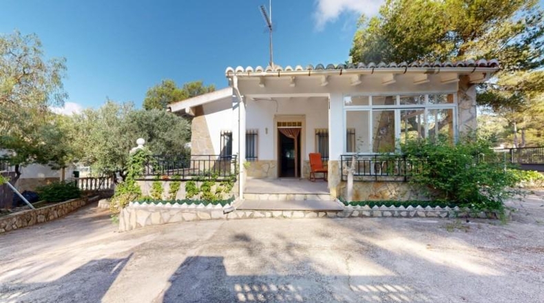 Valencia - Simat de la Valldigna - 1300m2