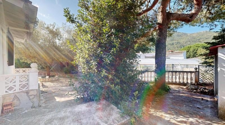 Valencia - Simat de la Valldigna - 1300m2