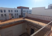 Дом с участком на продажу в городе Chiclana de la Frontera Фото