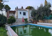 Chalet independiente con terreno en venta en la España, Jaén, ref: TR380934 foto