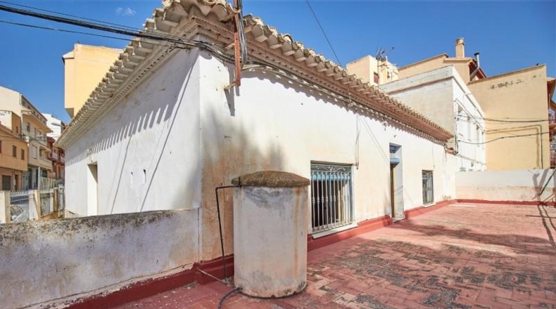 Almeria - Urbanización Hispanidad - 298m2