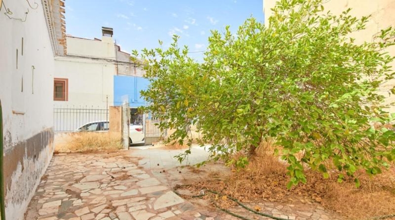 Almeria - Urbanización Hispanidad - 298m2