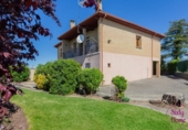 Chalet independiente con terreno en venta en la España, Angüés, ref: TR315305 foto