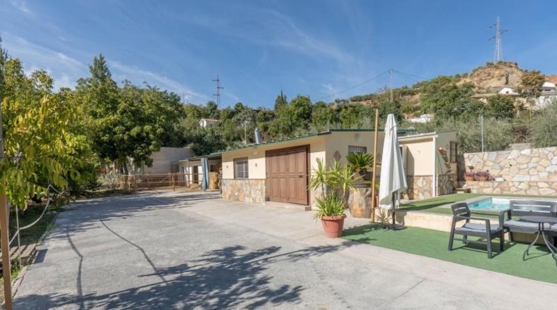 Granada - Huétor Vega - 4200m2