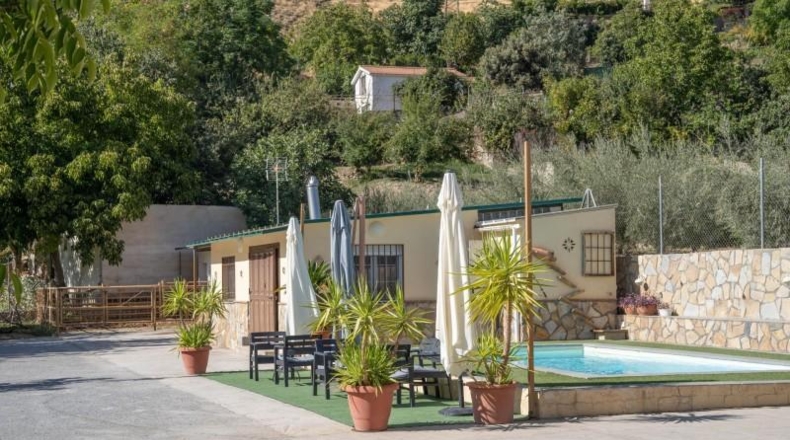 Granada - Huétor Vega - 4200m2