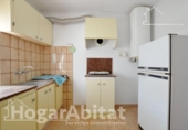 Дом с участком на продажу в городе Oliva Фото