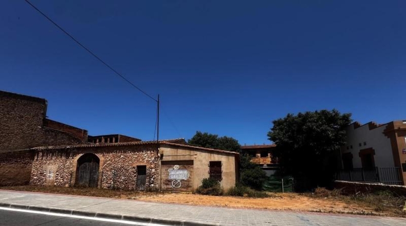 Tarragona - Llorenç del Penedès - 880m2