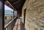 Chalet independiente con terreno en venta en la España, Ponferrada, ref: TR256071 foto