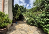 Chalet independiente con terreno en venta en la España, Ponferrada, ref: TR256071 foto