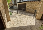 Chalet independiente con terreno en venta en la España, Ponferrada, ref: TR256071 foto