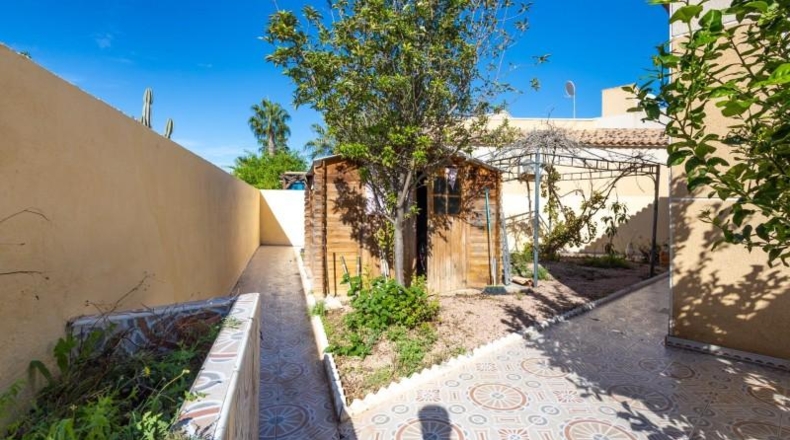 Alicante - Torrevieja - 225m2