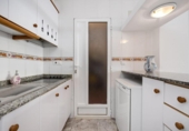 Chalet independiente con terreno en venta en la España, Orihuela, ref: TR380910 foto