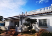 Xalet independent amb terreny en venda a la España, Vinaròs, ref.: TR142533 foto