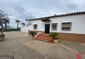 Casa de camp amb terreny en venda a la España, La Carlota, ref.: TR146318 foto