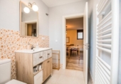 Chalet independiente con terreno en venta en la España, Lastras del Pozo, ref: TR151385 foto
