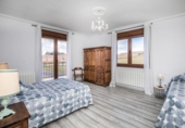 Chalet independiente con terreno en venta en la España, Lastras del Pozo, ref: TR151385 foto