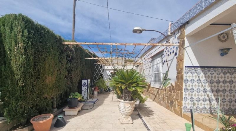 Alicante - Novelda - 1600m2