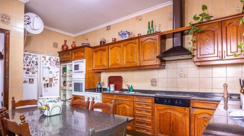 Sevilla - San Juan de Aznalfarache - 380m2