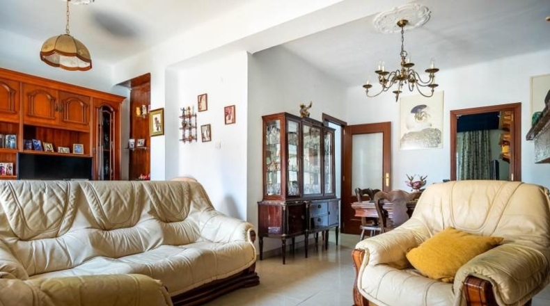 Sevilla - San Juan de Aznalfarache - 380m2