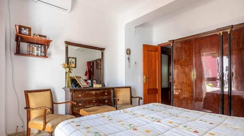 Sevilla - San Juan de Aznalfarache - 380m2