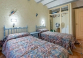 Chalet independiente con terreno en venta en la España, Amposta, ref: TR379510 foto