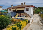 Chalet independiente con terreno en venta en la España, Sils, ref: TR193249 foto