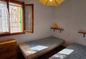 Отдельно стоящий дом с участком на продажу в городе l'Ametlla de Mar Фото