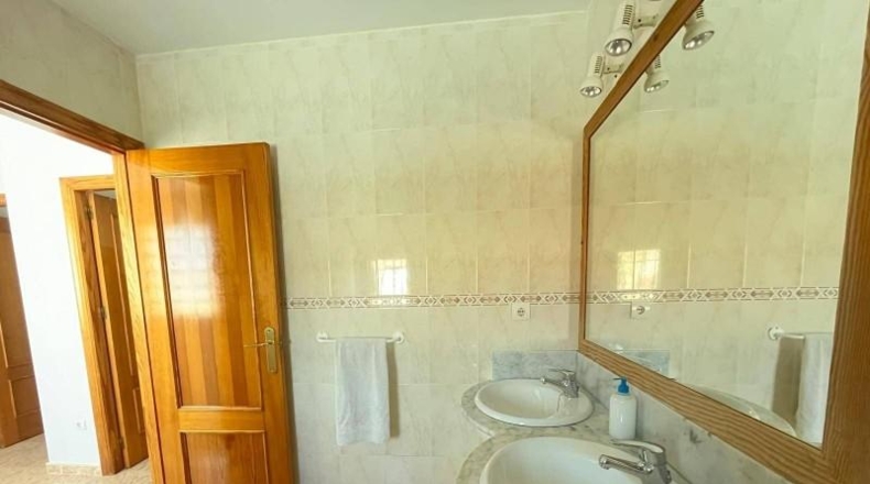 La Coruña - Santiago de Compostela - 128m2