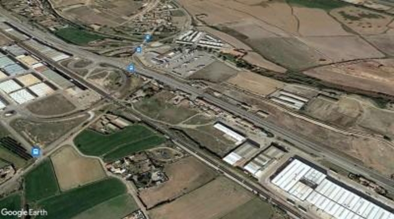 Zaragoza - Pinseque - 3700m2