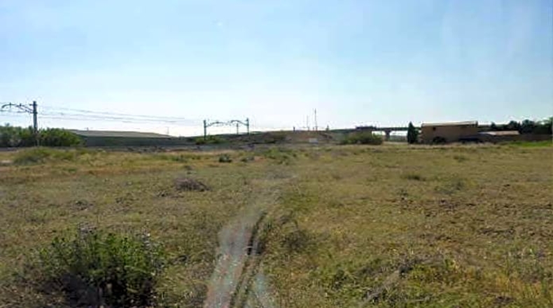 Zaragoza - Pinseque - 3700m2